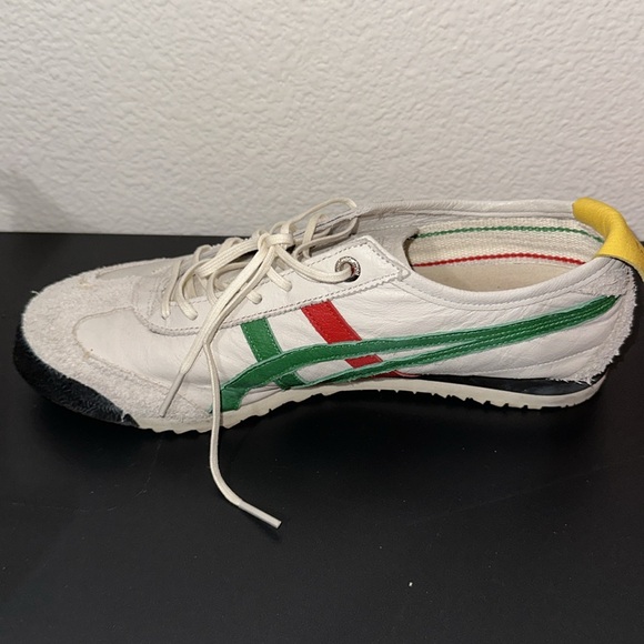 Unisex Onitsuka Tiger Shoe worn - Picture 9 of 11